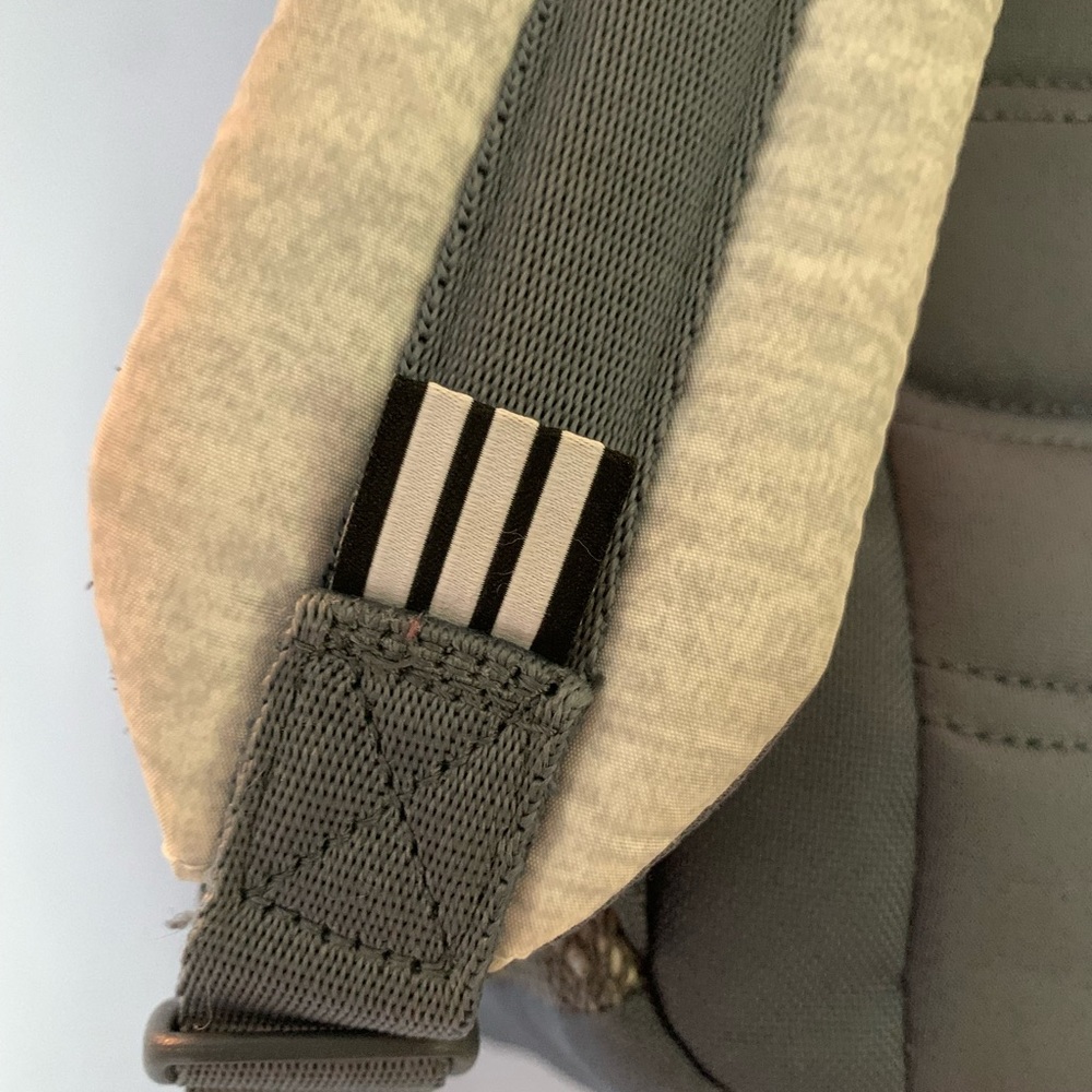 ADIDAS BACKPACK - Picture 3 of 5